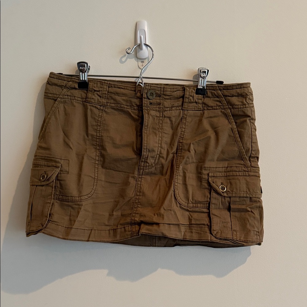 Abercrombie & Fitch Olive Cargo Skirt